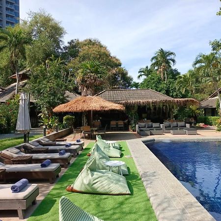 Let'S Hyde Pattaya Resort & Villas - Pool Cabanas Ngoại thất bức ảnh