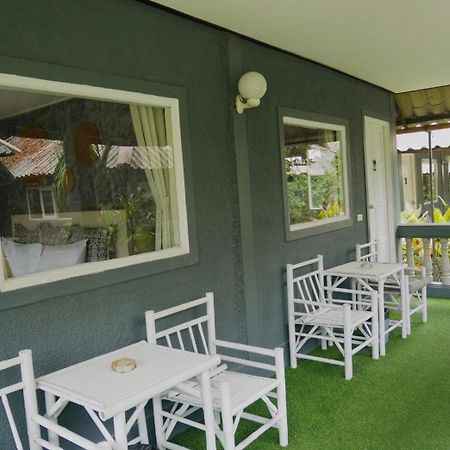 Let'S Hyde Pattaya Resort & Villas - Pool Cabanas Ngoại thất bức ảnh