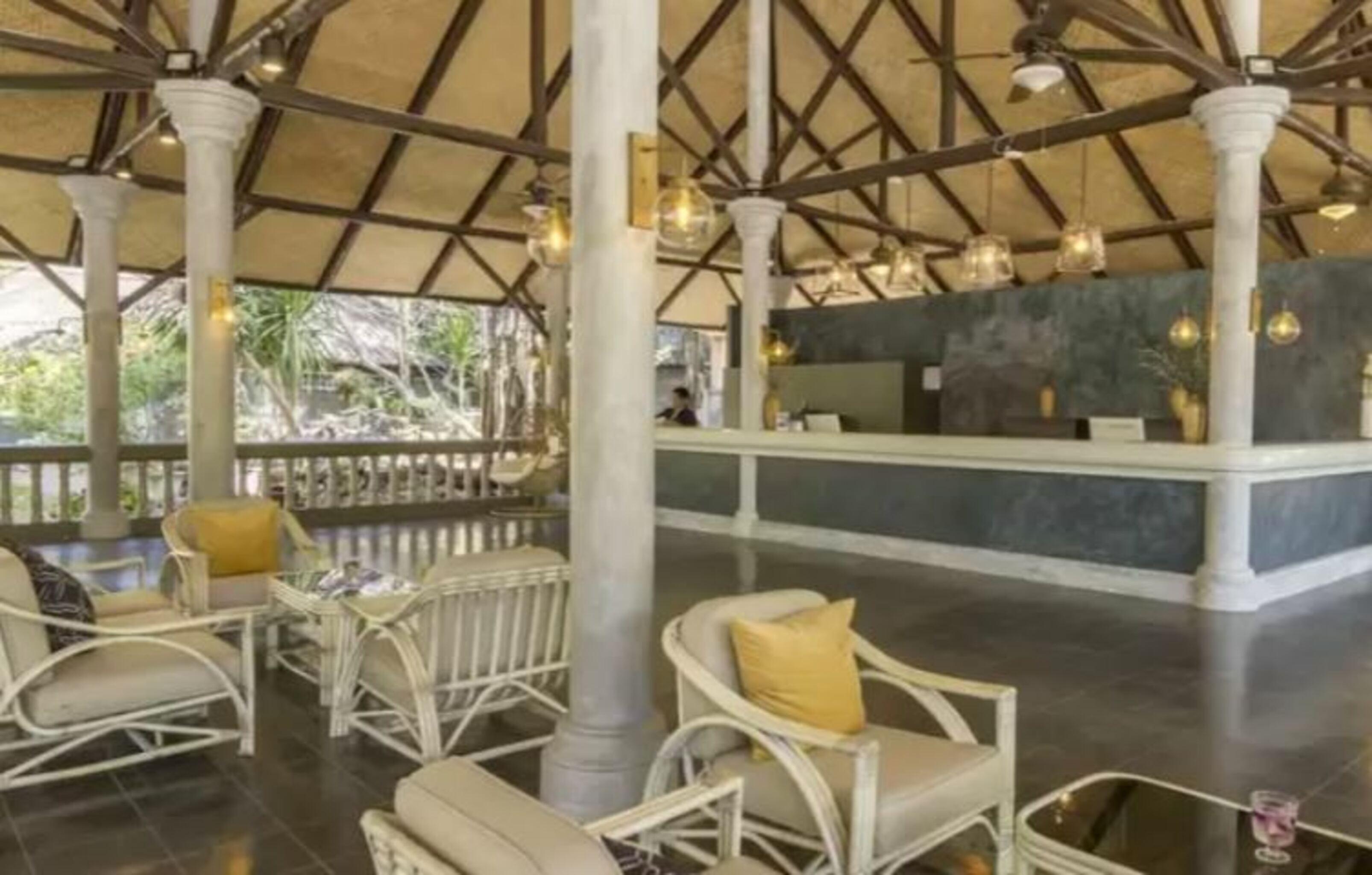Let'S Hyde Pattaya Resort & Villas - Pool Cabanas Ngoại thất bức ảnh