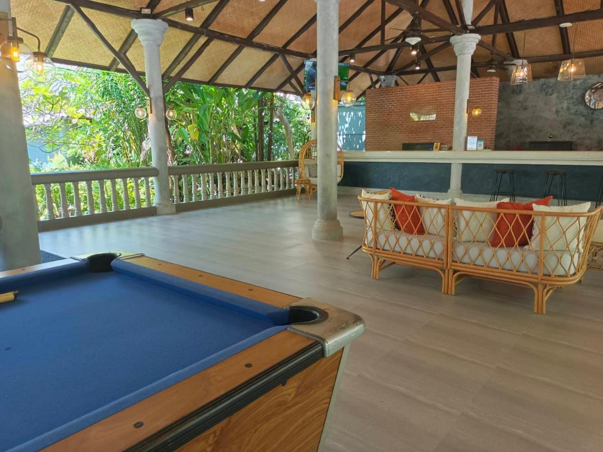 Let'S Hyde Pattaya Resort & Villas - Pool Cabanas Ngoại thất bức ảnh