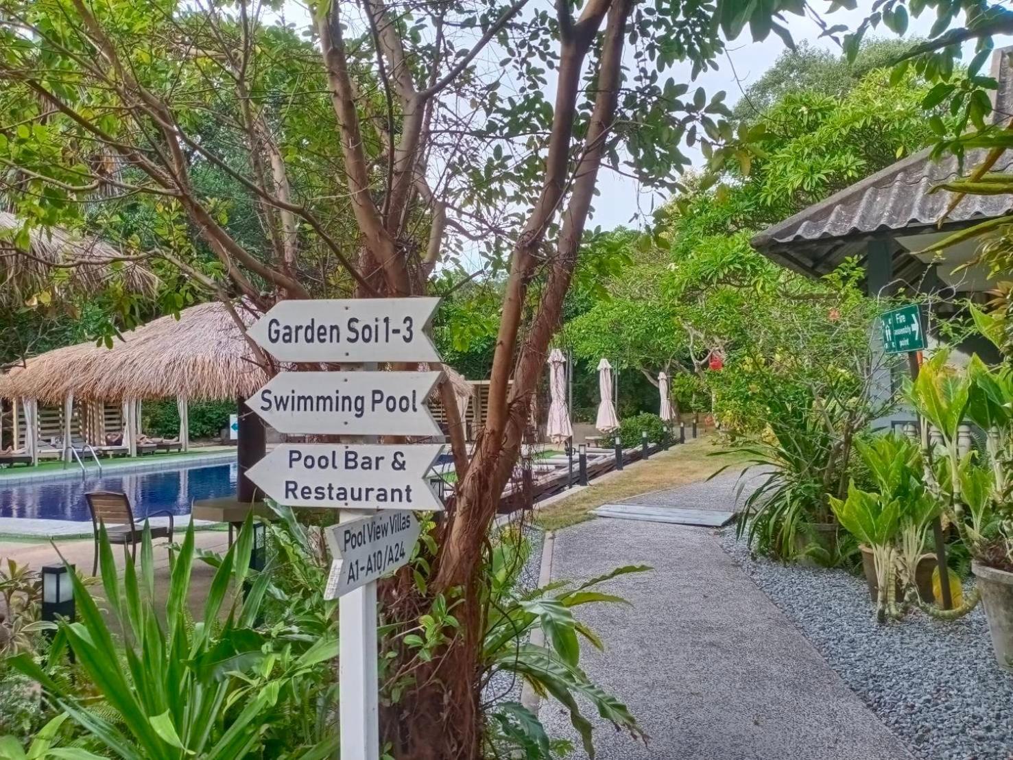 Let'S Hyde Pattaya Resort & Villas - Pool Cabanas Ngoại thất bức ảnh