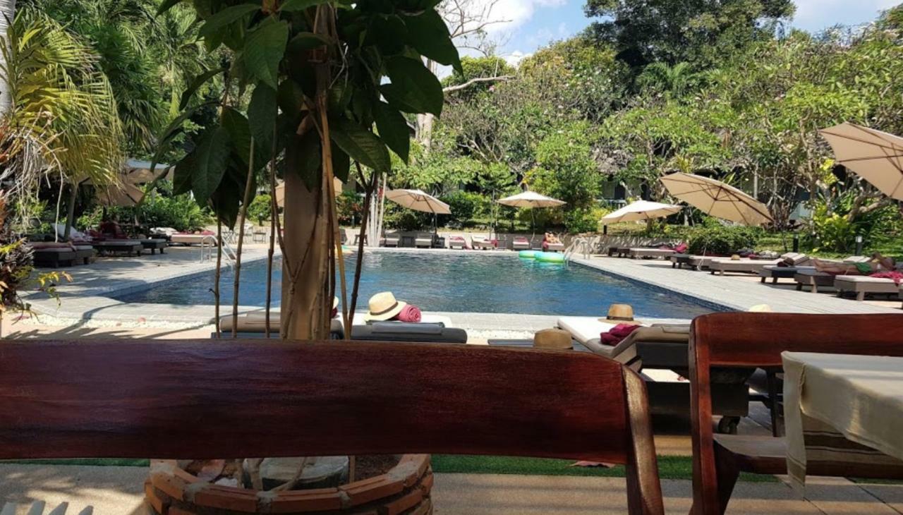Let'S Hyde Pattaya Resort & Villas - Pool Cabanas Ngoại thất bức ảnh