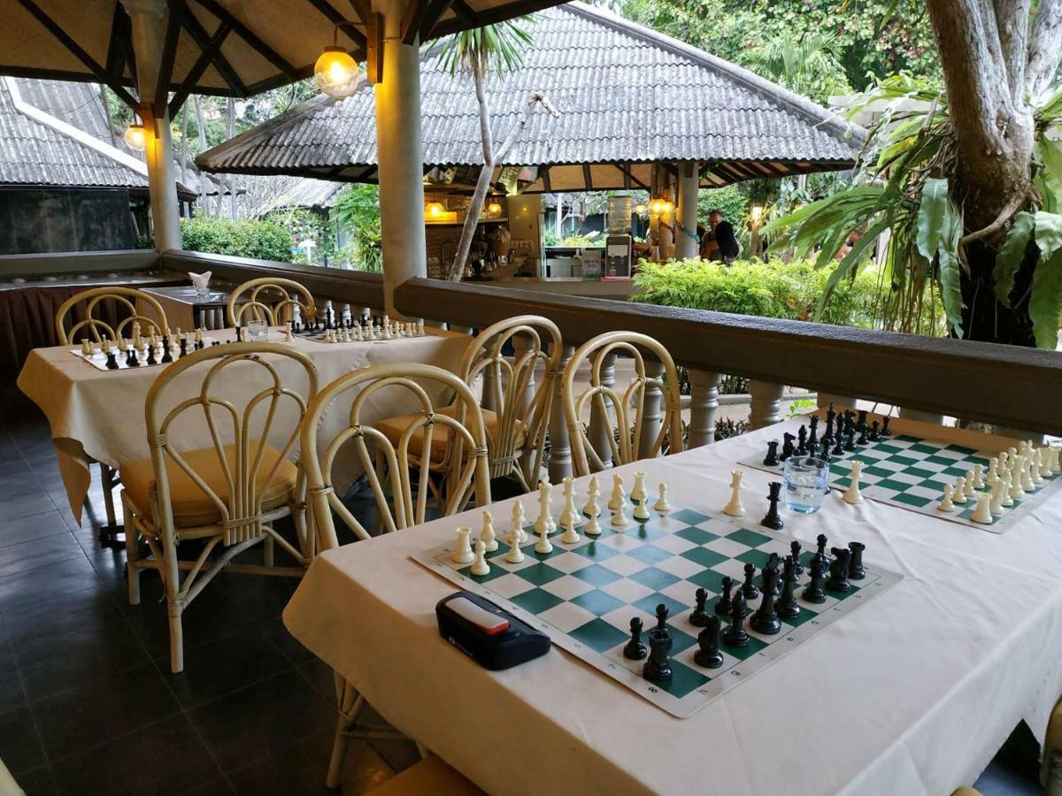 Let'S Hyde Pattaya Resort & Villas - Pool Cabanas Ngoại thất bức ảnh